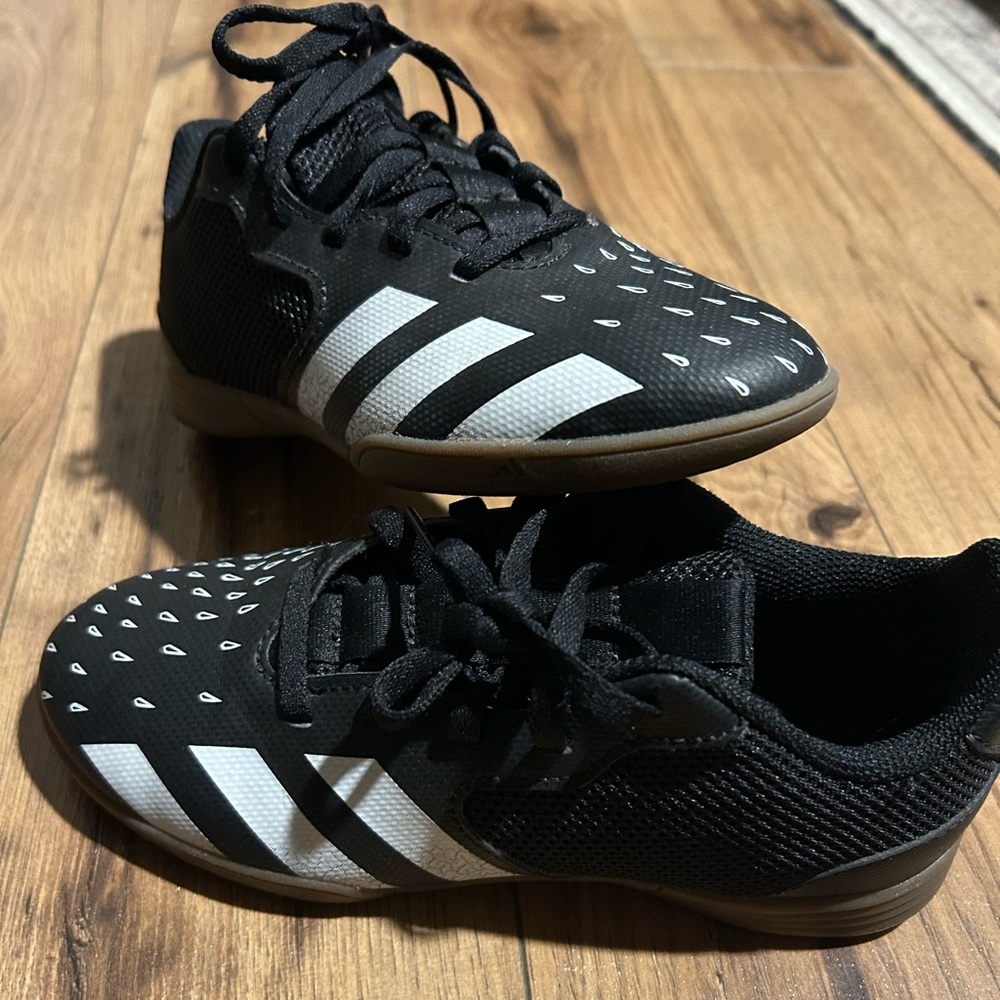 Kids Adidas Predator Indoor Soccer Shoes